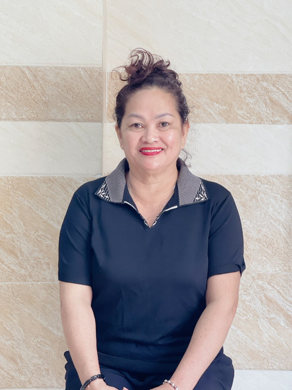 C Lợi , Nấu ăn ngon giúp việc nhà giỏi,phụ chăm bé tốt,nhanh nhẹn tháo vát biết sắp xếp công việc .