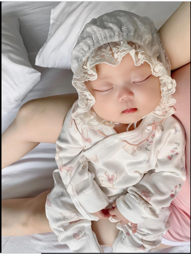 Vợ chồng em đang cần gấp cô bảo mẫu ,chăm bé 7 tháng tuổi gần bến xe miền Tây