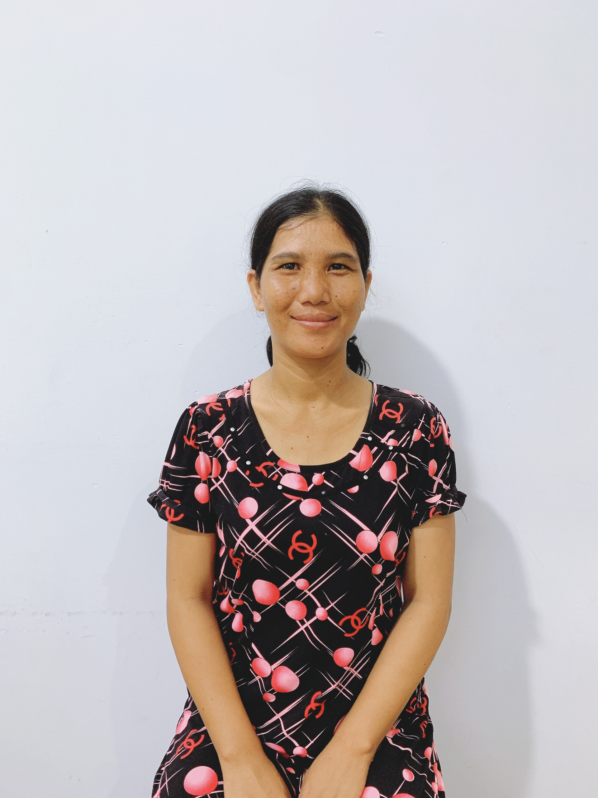 Chị Duy miền trung chịu thương chịu khó giỏi việc nhà, yêu thương trẻ con ít khi xin về