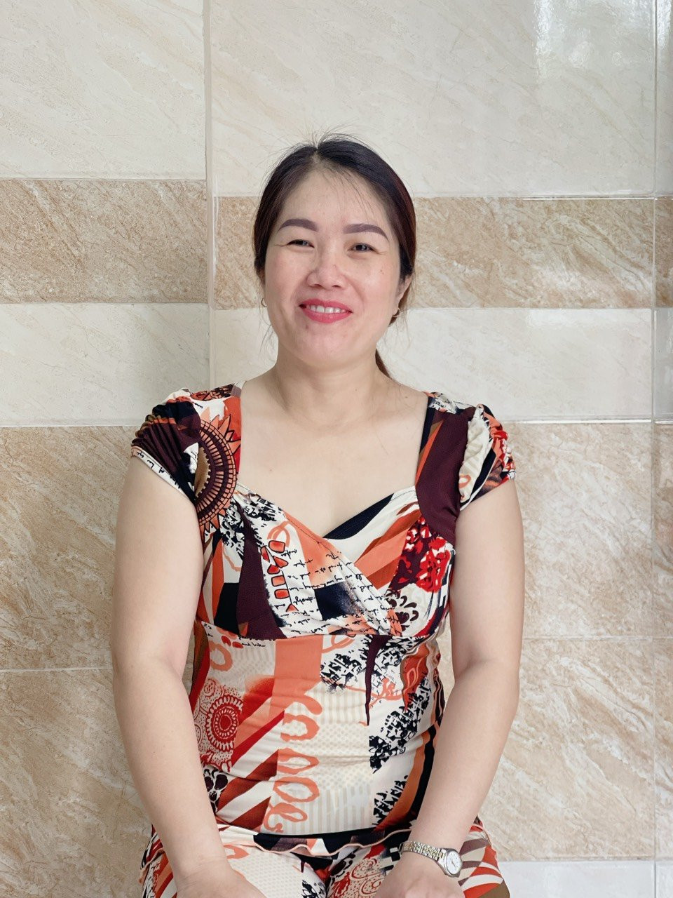 Chị Hường- sinh năm 1983 - quê Đắk Lắk Tìm việc làm ở lạ với gia đình