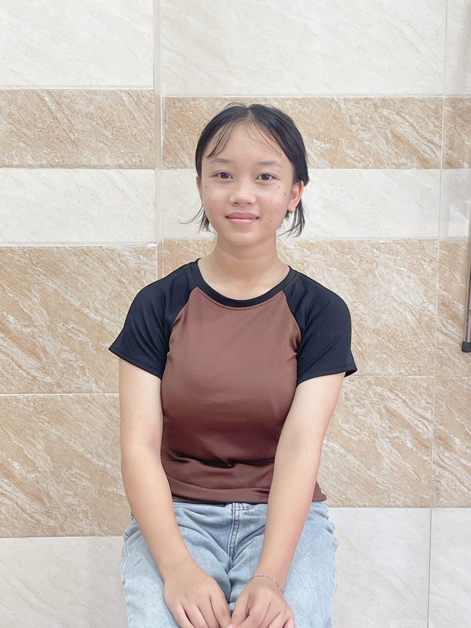 Em xin công viêc làm thêm vào dịp hè để lo sách vở, tiền học cho năm học mới