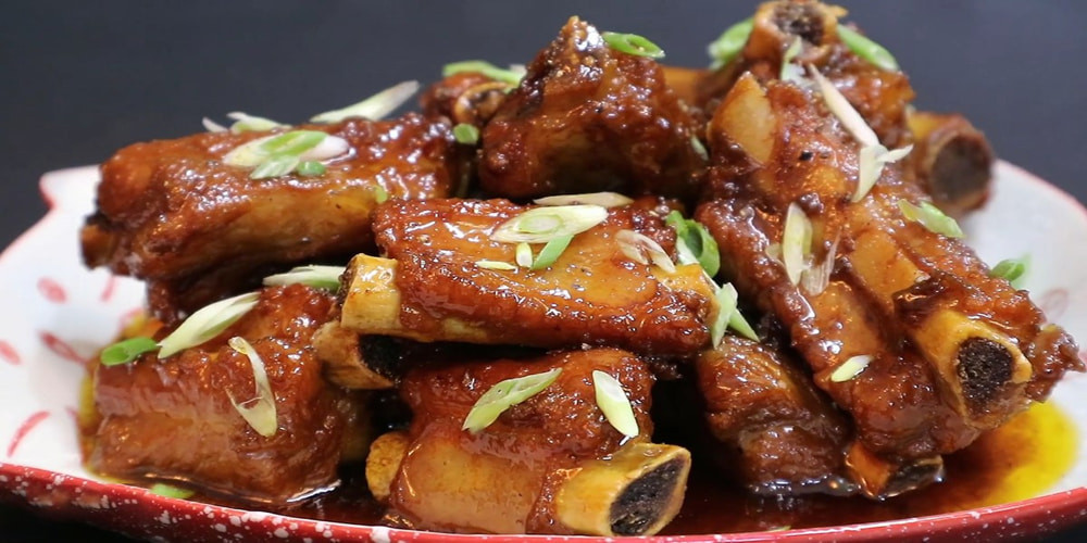 TUYỂN CHỊ NẤU ĂN CHO CÔNG NHÂN