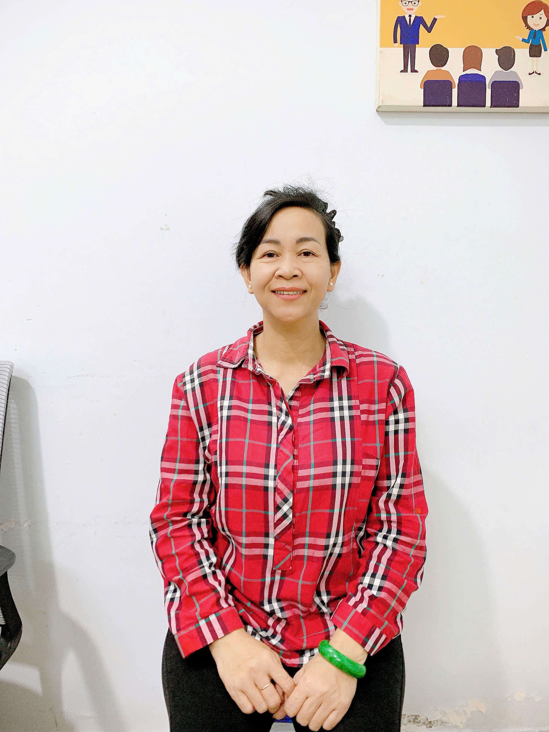 Cô Ngô Thị Xuân Thúy, Sinh Năm 1975, Quê Quán Đồng Nai Cần tìm việc làm