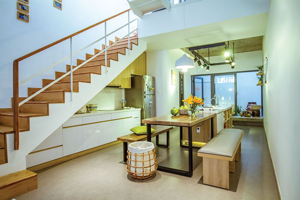 NHÀ CÓ 2 VỢ CHỒNG VÀ 1 CHÁU 5 TUỔI ĐANG  CẦN GẤP 1 CÔ GIÚP VIỆC NHÀ. BAO ĂN Ở