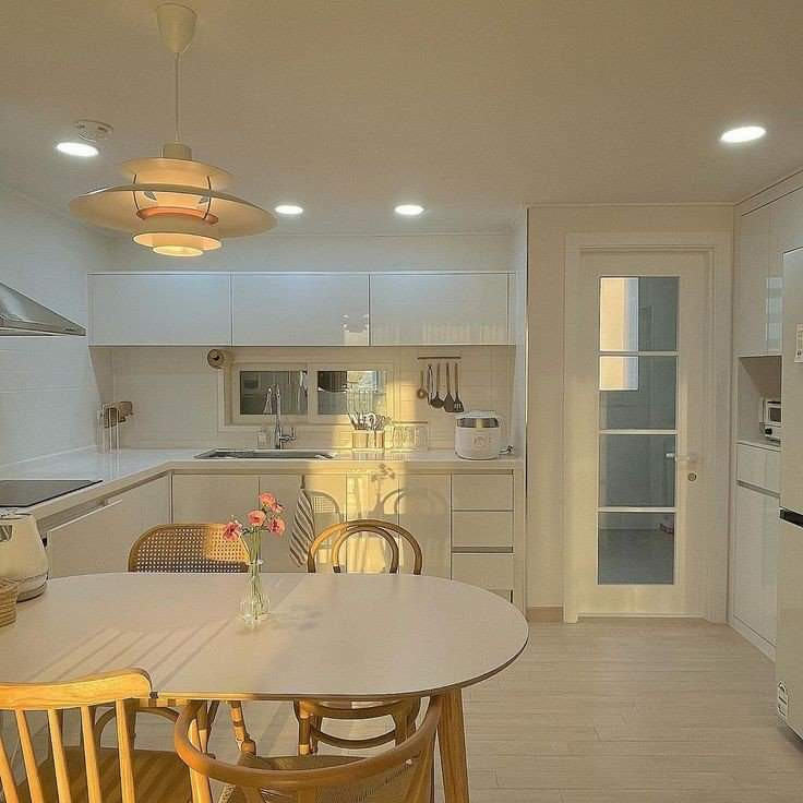 Mẹ đơn thân cần gấp 1 chị giúp việc nhà ở chung cư Masteri Thảo Điền lương tháng 10 triệu bao ăn ở.