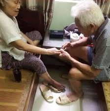 CẦN CÔ CHĂM ÔNG BÀ Ở LẠI LƯƠNG 10TR LÀM VIỆC TẠI QUẬN 9