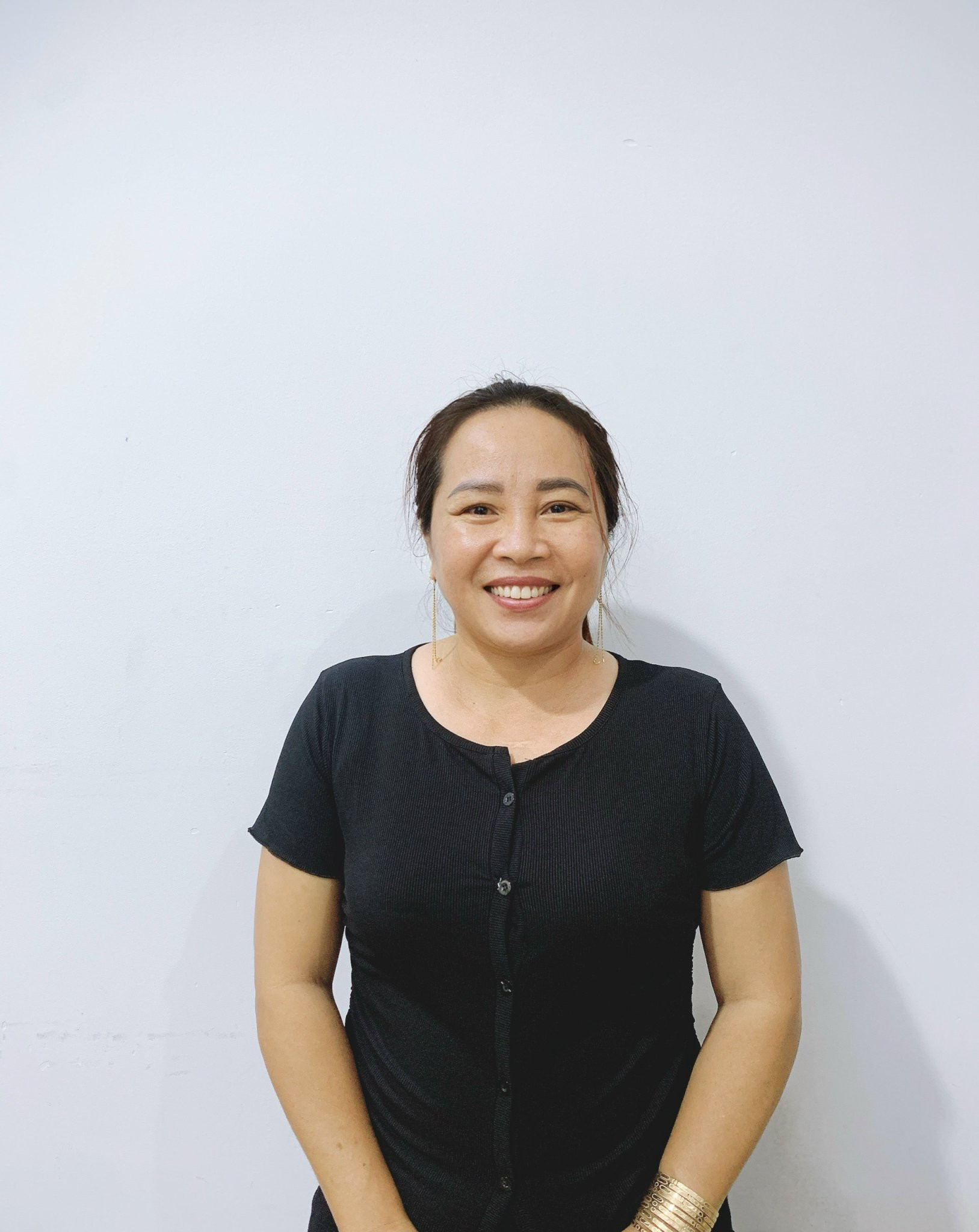 Chị Quế miền Trung chịu thương chịu khó hơn 6 năm kinh nghiệm giúp việc nhà