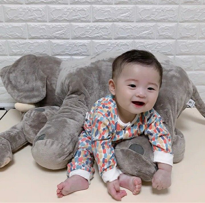 NHÀ EM CẦN TUYỂN GẤP 1 CHỊ CHUYÊN CHĂM BÉ LƯƠNG 10 TRIỆU