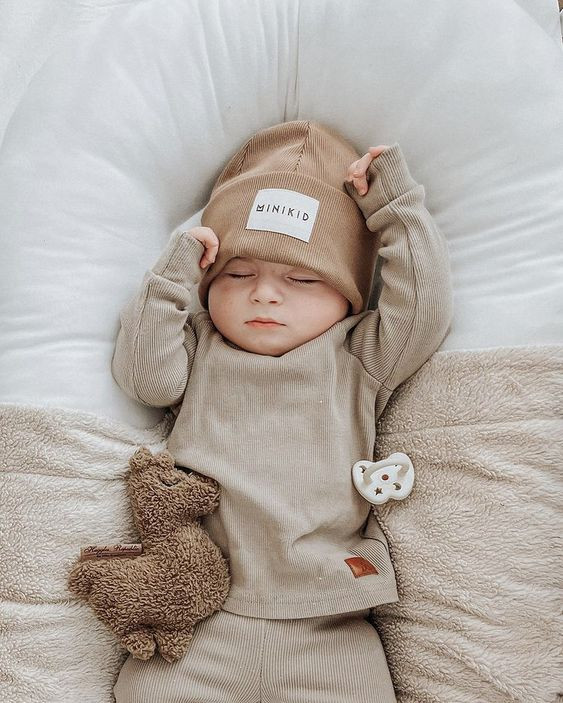 Chị nào yêu thương em bé muốn tìm việc chăm em bé cho gia đình liên hệ Tâm nhận việc nha