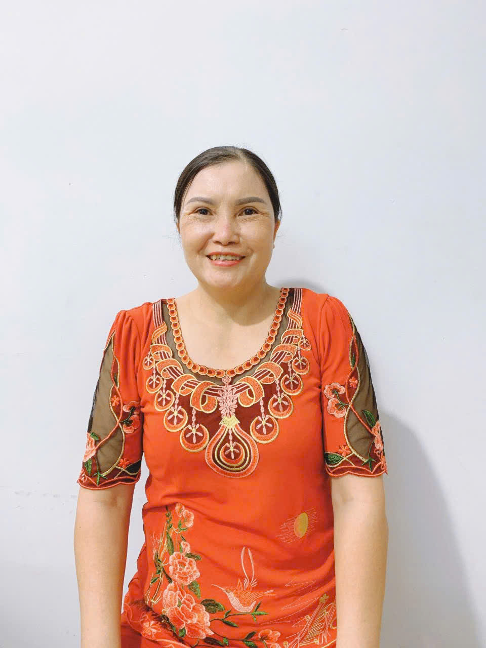 Cô Vũ Thị Thơm – sinh năm 1972 – Gốc: Nam Định