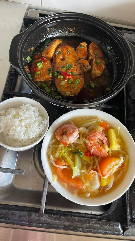 Cần tuyển 1 chị giúp việc cho nhà 2 người ở Tân Phú.