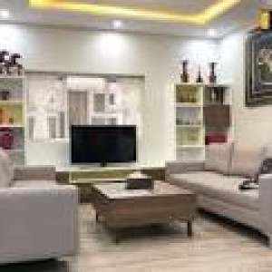 Em cần tuyển gấp cô giúp việc sinh năm 70 trở lại cho chủ nhà.