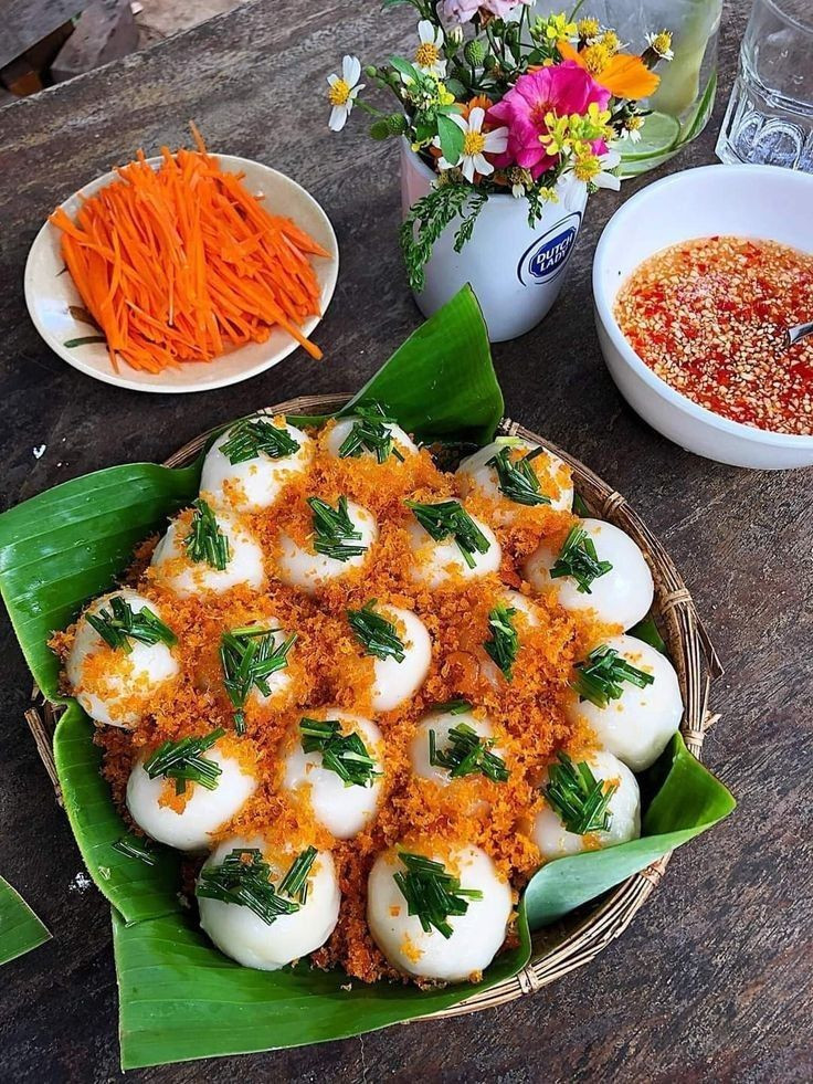 Cô nào cảm thấy phù hợp với gia đình em thì gọi trực tiếp cho em nha