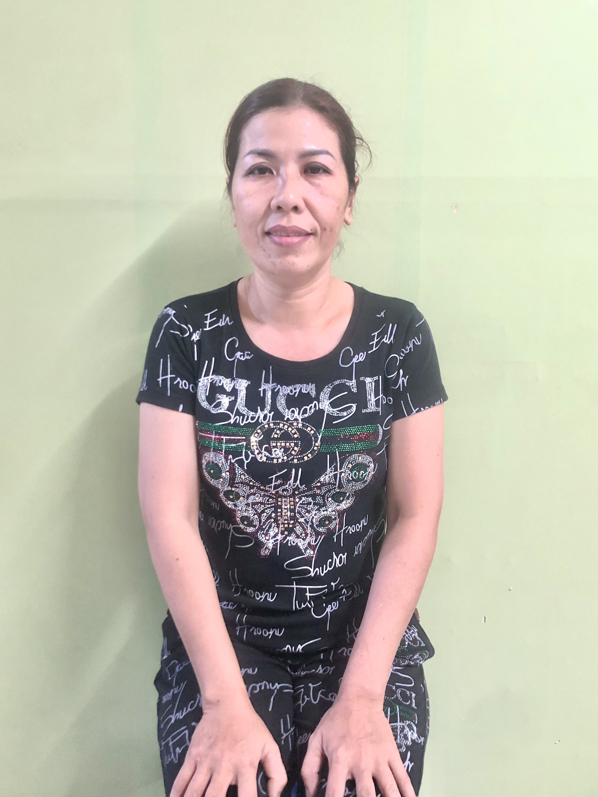 Chị Hồng Thị Yến Châu, sinh năm 1980, quê Bạc Liêu Cần Tìm Việc Liên Hệ 0982845784 Để Gặp Chị