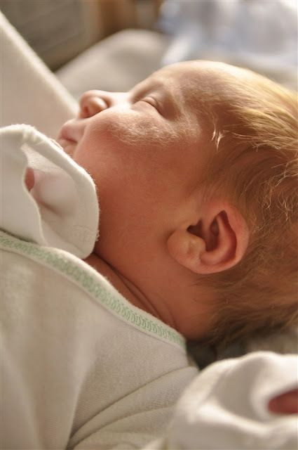 Em Linh Cần Gấp 1 Chị Bảo Mẫu Chăm Bé 10 Tháng Tuổi, Làm Ở Thảo Điền, Quận 2.