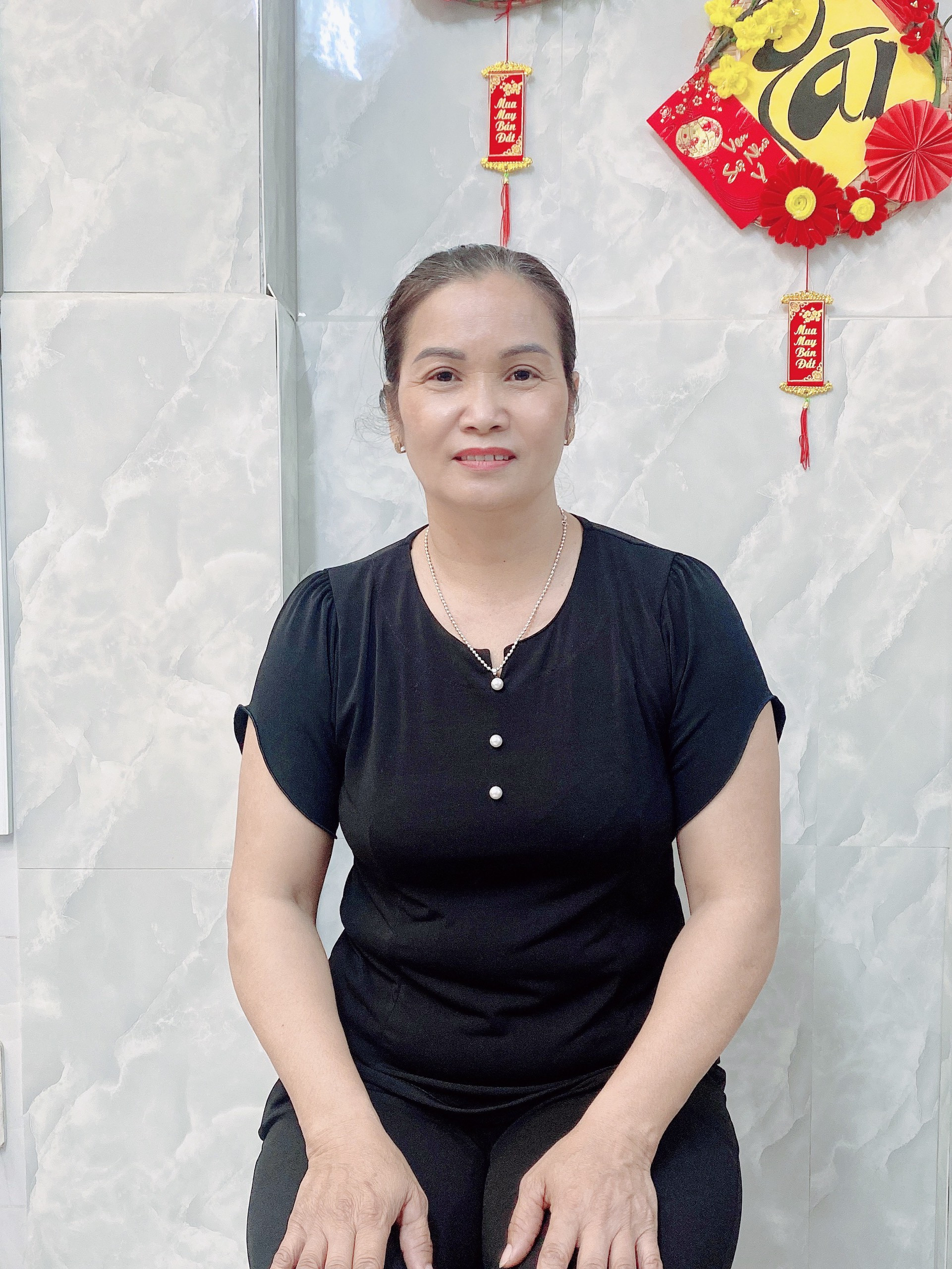 Chị Hồng - Sn 1971 - Quê Đắk Lắk - Cần Tìm Việc Làm Ở Lại - Tết Không Về - Nhận Lương 7tr