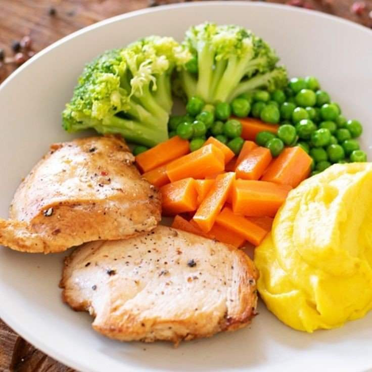 THA THIẾT TÌM CHỊ GIÚP VIỆC BIẾT NẤU ĂN BAO ĂN Ở CHO GIA ĐÌNH Ở QUẬN BÌNH THẠNH LƯƠNG 10 TRIỆU