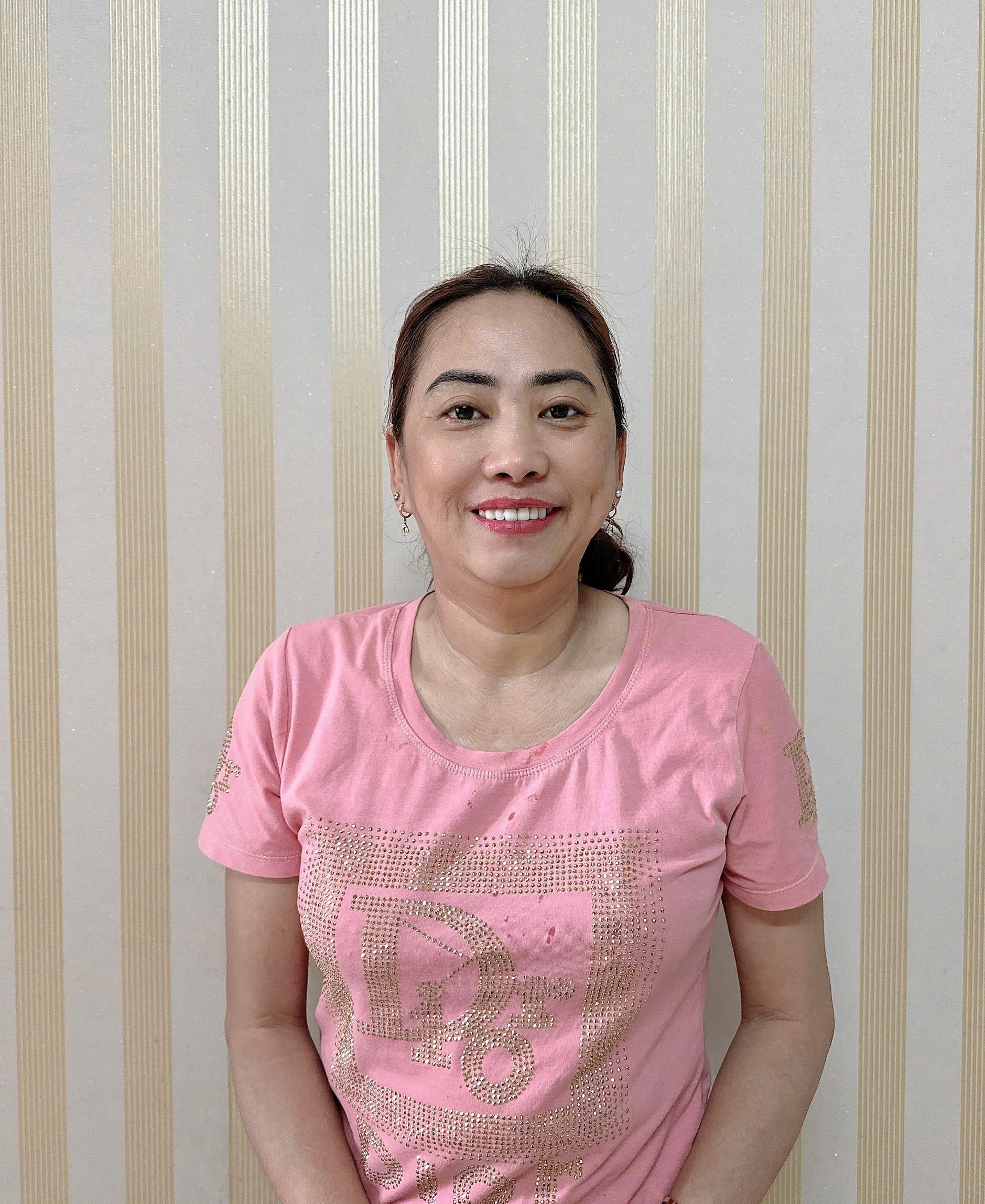 Em tìm việc giúp cô Giang (1977) - Người giúp việc tận tâm, chu đáo tại HCM