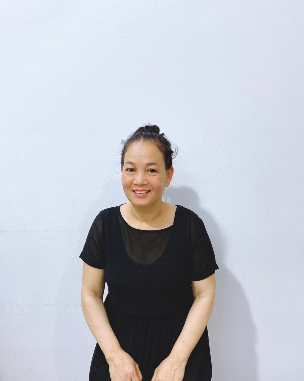 Chị chuyên giúp việc nhà nấu ăn và chăm bé