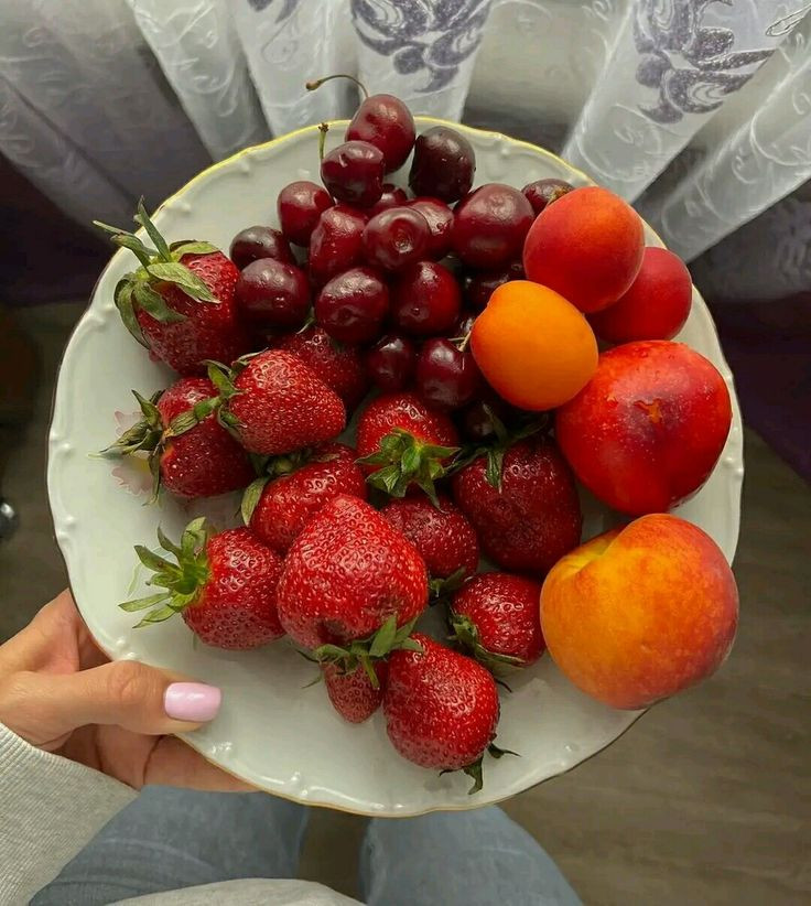 Em cần gấp cô giúp việc chăm bé ở Quận 2 lương 10 tr Bao Ăn Ở