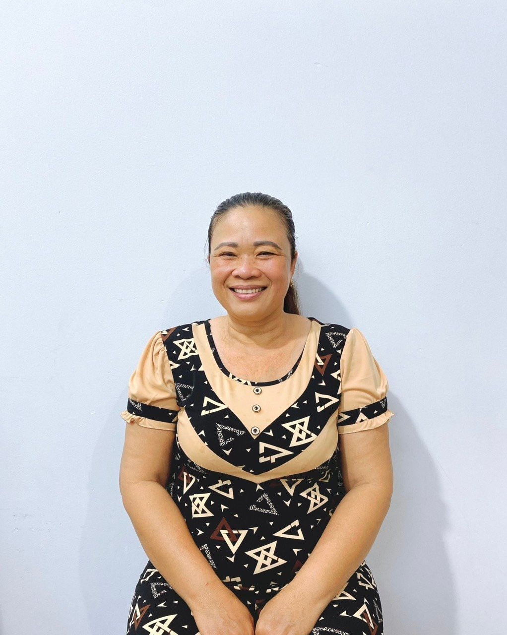 Chị Dành , sn 1971 , người miền Tây đang tìm công việc chăm bé