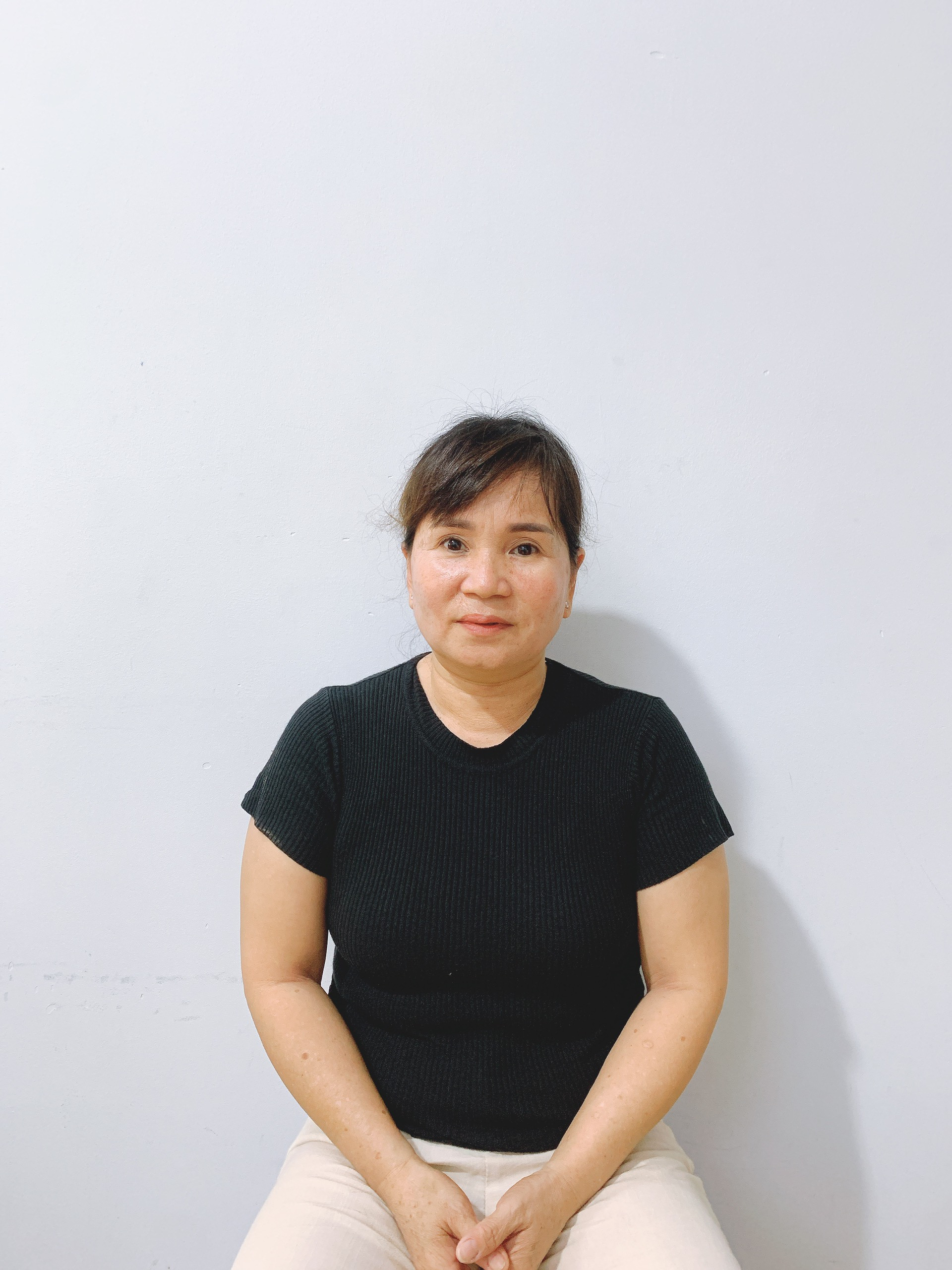 Chị Lương Thị Xin, sinh năm 1977, quê Ninh Thuận thiện chí xin việc làm