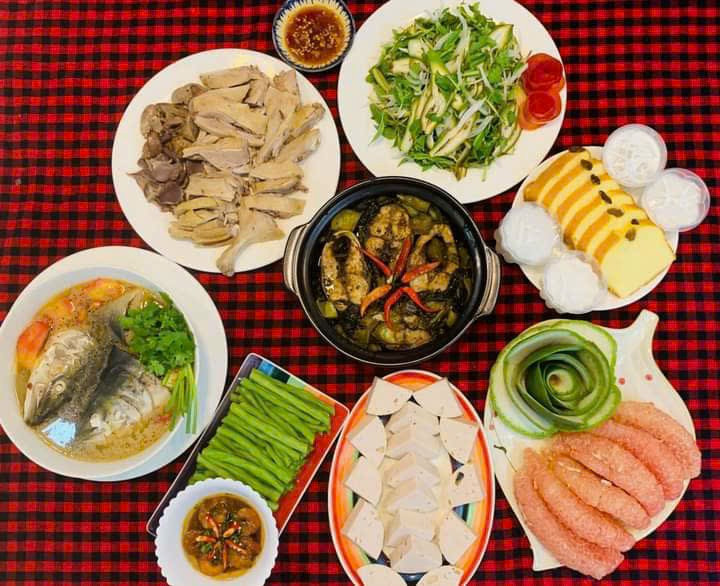 Tìm chị giúp việc nhà, nhận nấu ăn, dọn dẹp. Gia đình cần chị có sức khỏe tốt, vui vẻ.