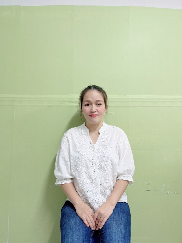 TRẦN THỊ TÂM ANH SINH NĂM 1989 THỪA THIÊN HUẾ, CHỊ CHUYÊN GIÚP VIỆC NHÀ, CHĂM EM BÉ