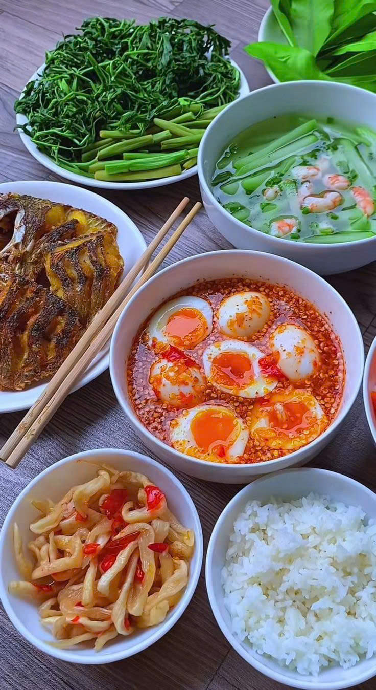 NHÀ 2 VỢ CHỒNG, MỘT BÉ TRAI CẦN GẤP 1 CÔ GIÚP VIỆC Ở LẠI, NHÀ Ở TRÊN ĐƯỜNG MAI CHÍ THỌ Q2