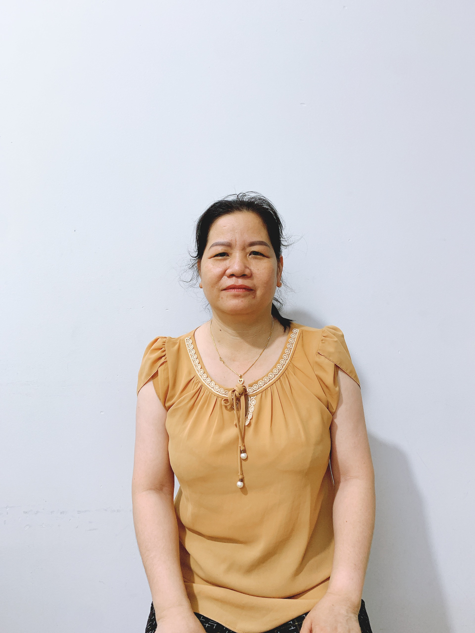 Chị Phượng - quê ở Trà Vinh CHUYÊN CHĂM EM BÉ Ở LẠI