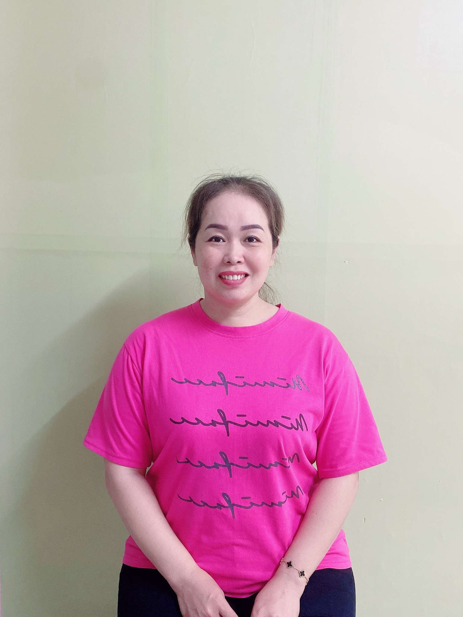 THẠCH THỊ HỒNG ĐÀO SINH NĂM 1985 BẠC LIÊU , CHỊ XIN LÀM CÔNG VIỆC GIÚP VIỆC NHÀ , CHĂM EM BÉ