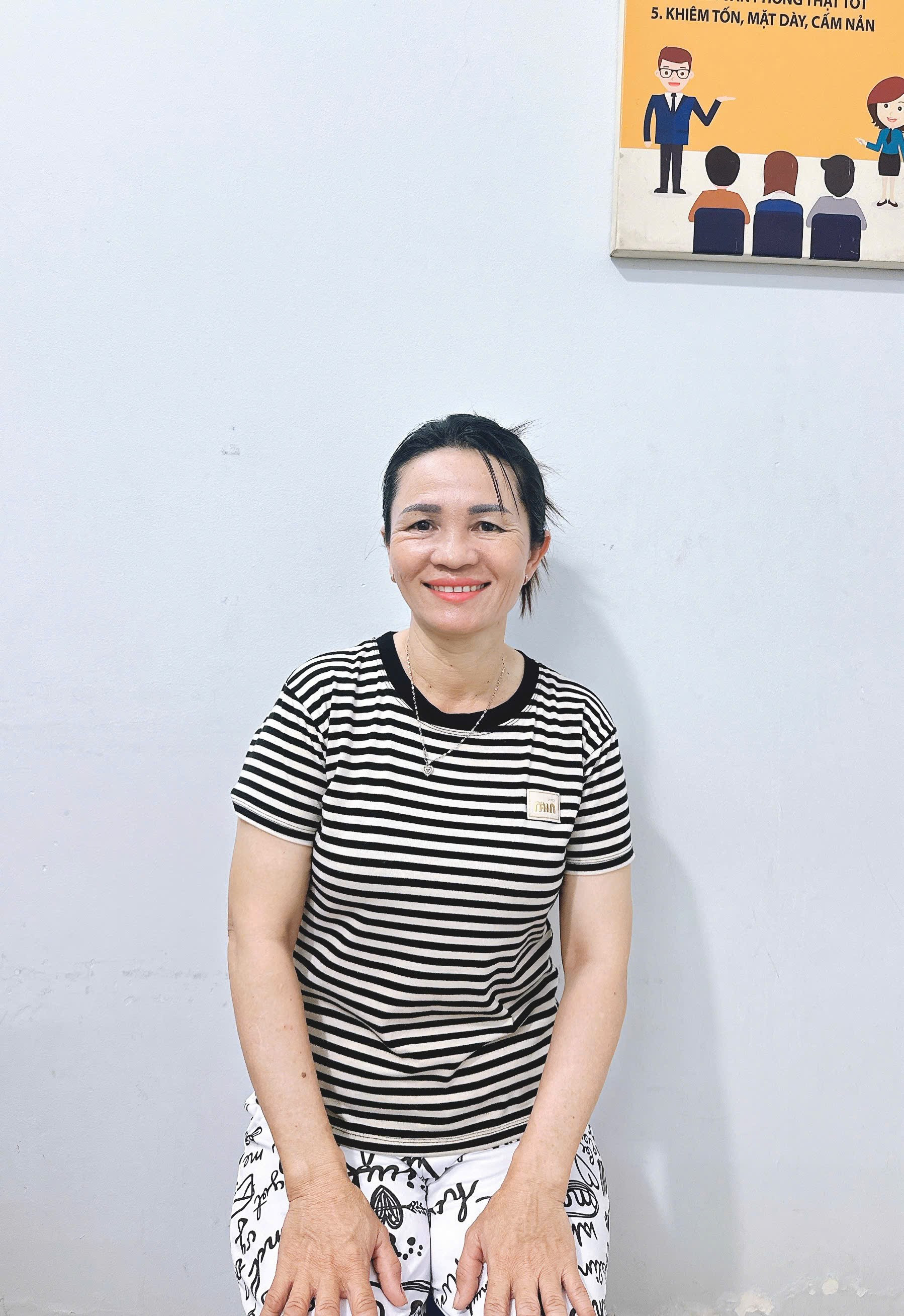 Chị  Bản, sinh năm 1985, quê Ninh Thuận. Tìm việc lâu dài ổn định.