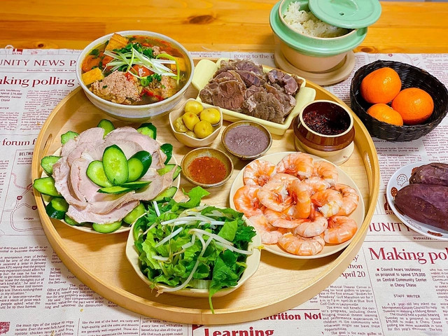 Tuyển chị nấu ăn ngon giúp việc ăn ở lại tại quận 1 hcm