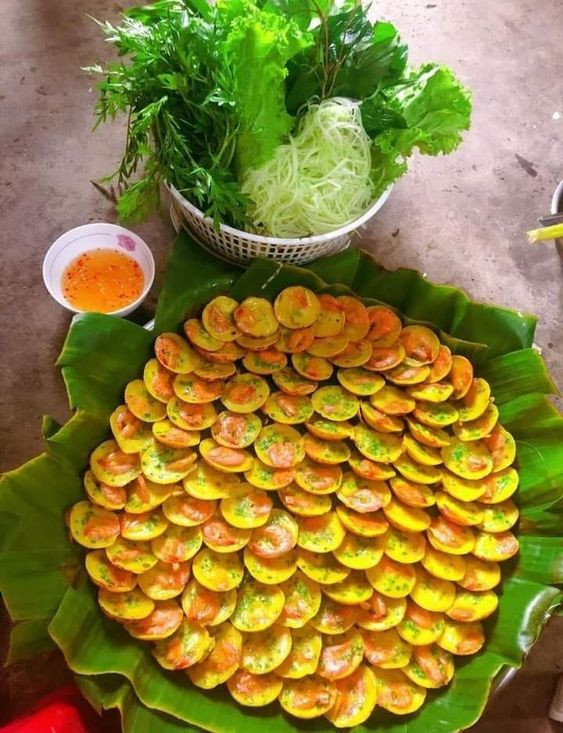 Gia đình em đang tuyển gấp một cô chăm bé sơ sinh ạ