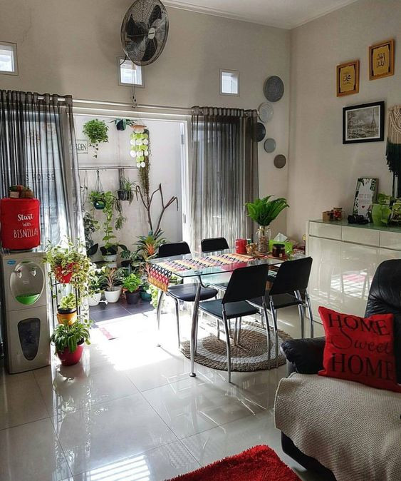 VỢ CHỒNG EM MỚI CƯỚI CẦN GẤP CÔ GIÚP VIỆC NHÀ LÀM ĂN Ở LẠI VỚI NHÀ EM LUÔN