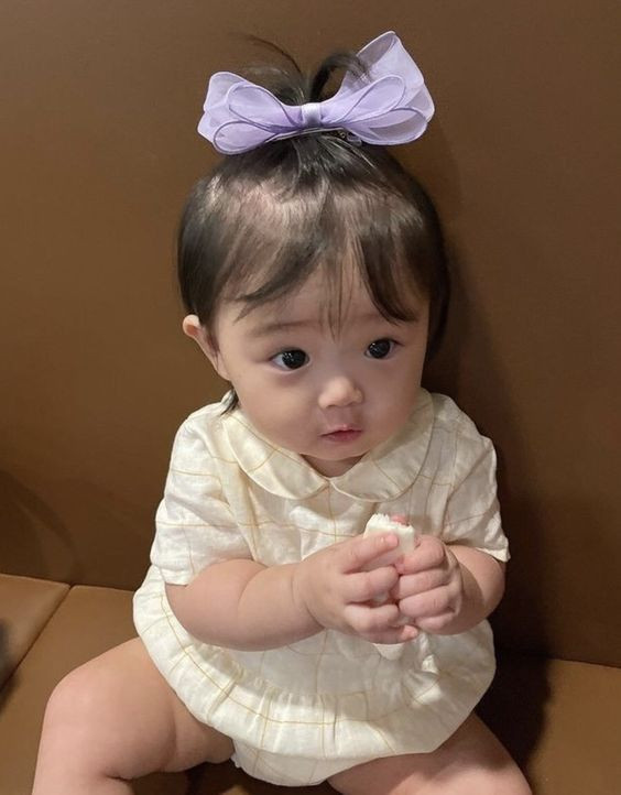 EM cần tìm gấp 1 chuyên chăm bé tại quận 9 BAO ĂN Ở LẠI